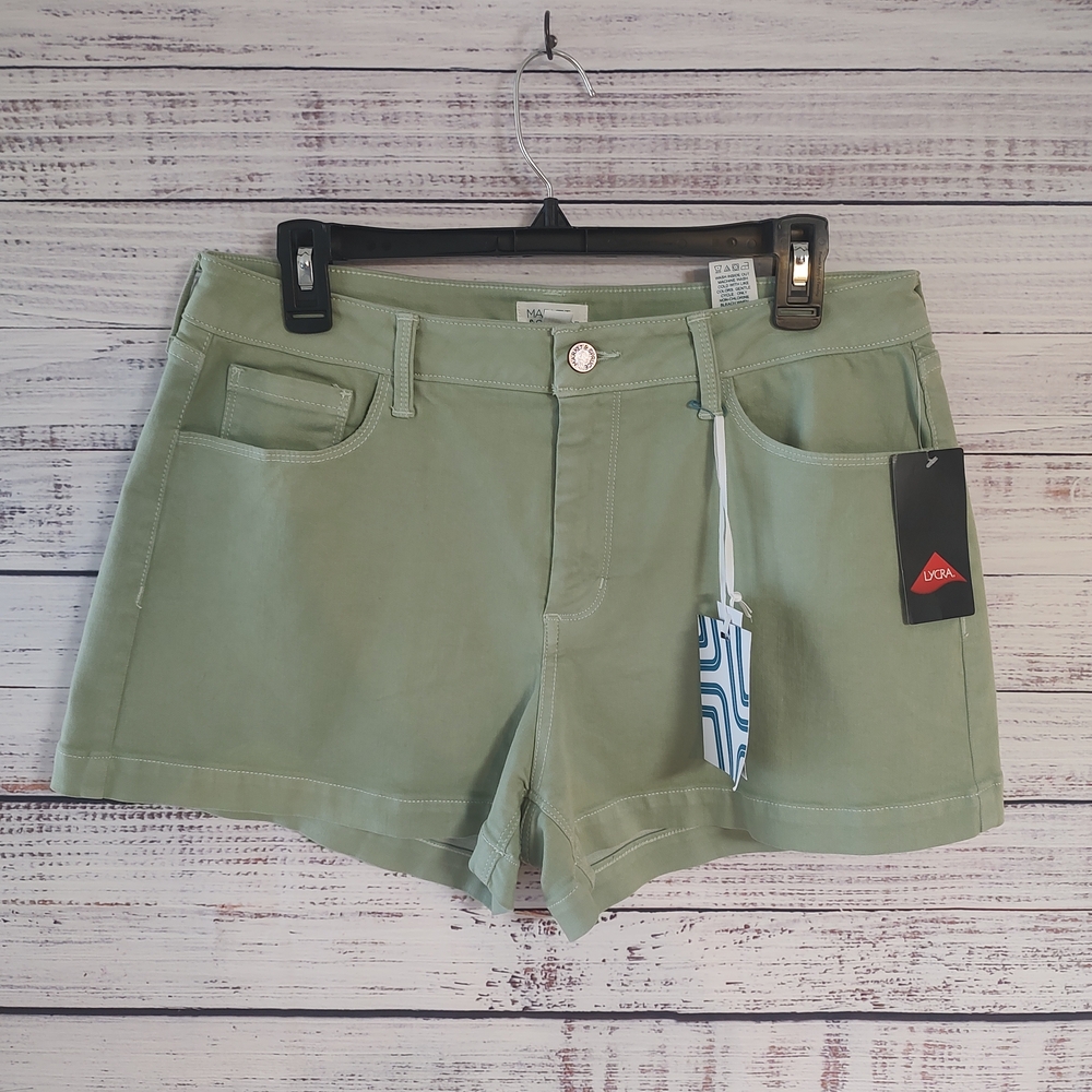 Market & Spruce Stitch Fix High Rise Stretch Shorts Sage Green Size 12 NWT